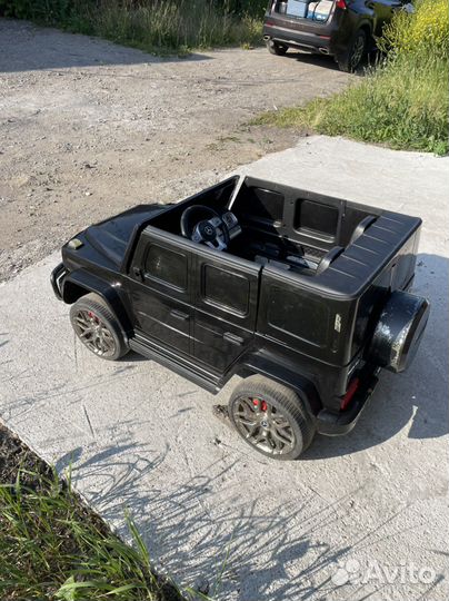 Детский электромобиль джип