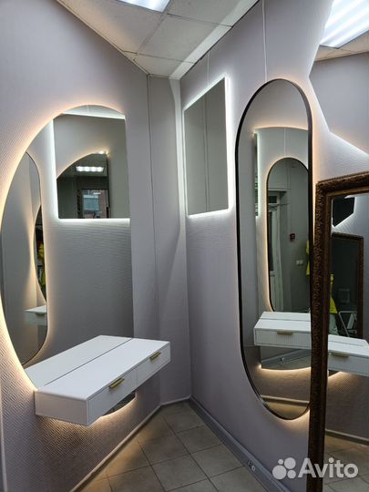 Зеркало с подсветкой в багете