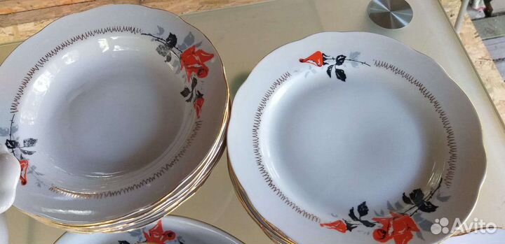 Столовый сервиз на 6 персон, 34 предмета