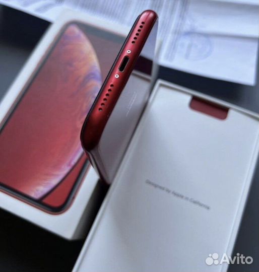 iPhone XR 64GB (red)