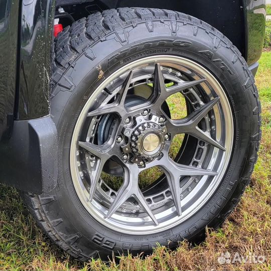 Кованые диски GT Forged R20 на Toyota Tundra