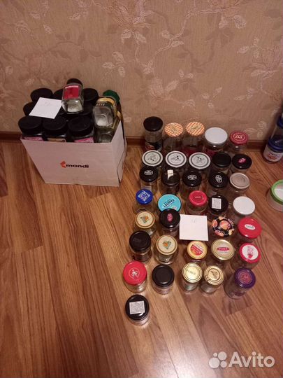 Банки и бутылки стеклянные с крышками