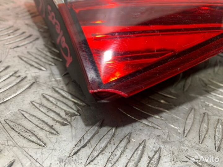 Фонарь внутренний задний левый Renault Koleos HY0