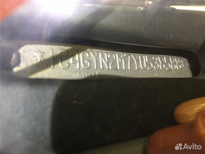 Разбор на запчасти Chrysler Voyager 1996-2000