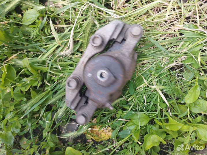 Суппорт Шевроле Ланос