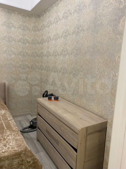 2-к. квартира, 60 м², 2/15 эт.