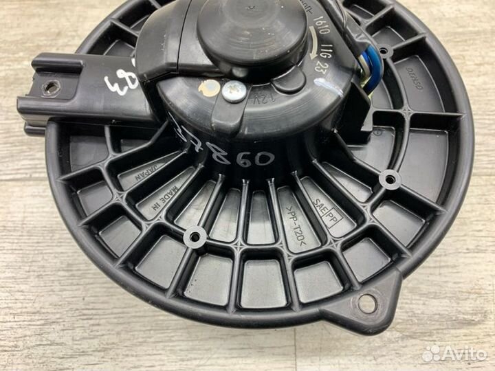 Моторчик печки Honda Cr-V внедорожник N22A2 2006