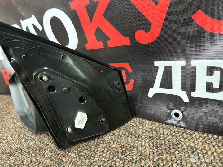 Зеркало боковое левое Hyundai I30 2012