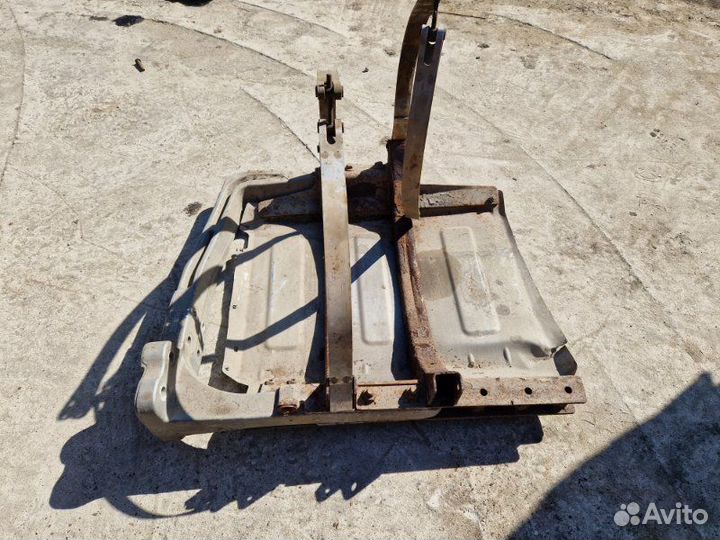 Кронштейн глушителя Volvo Fh13