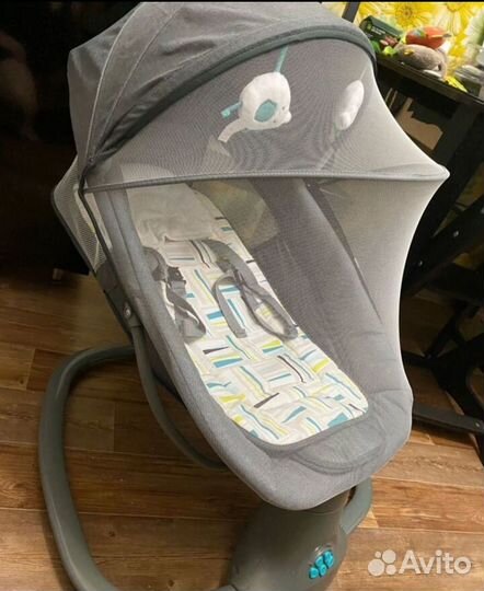 Шезлонг детский электрический