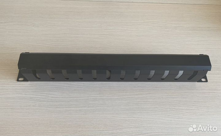 Кабельный органайзер