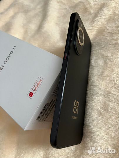 HUAWEI nova 11, 8/256 ГБ