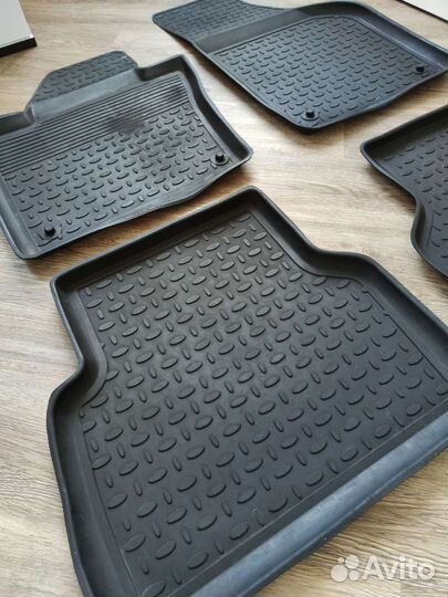 Коврики на Volkswagen Tiguan 1
