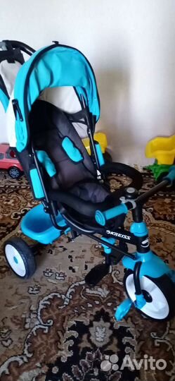 Трехколесный велосипед