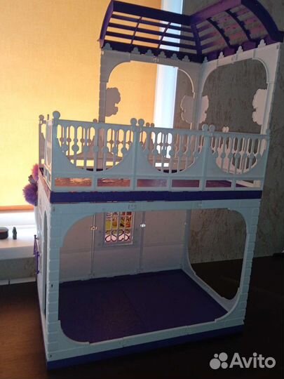 Домик кукольный