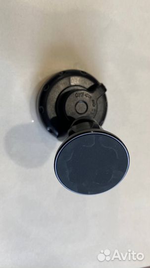 Автомобильный магнитный держатель