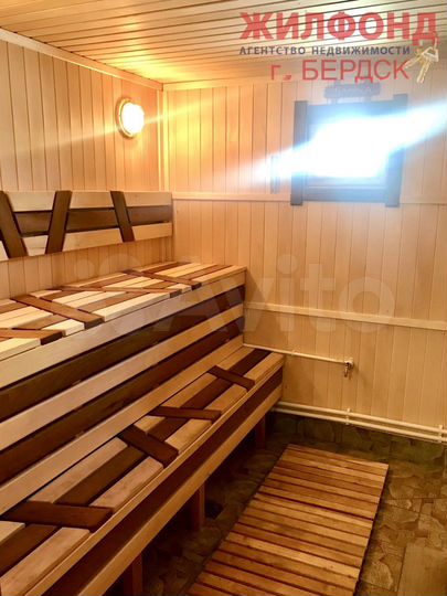 Дом 100 м² на участке 8 сот.