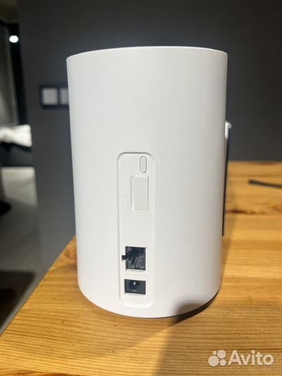 Роутер, антенна, модем, свитч