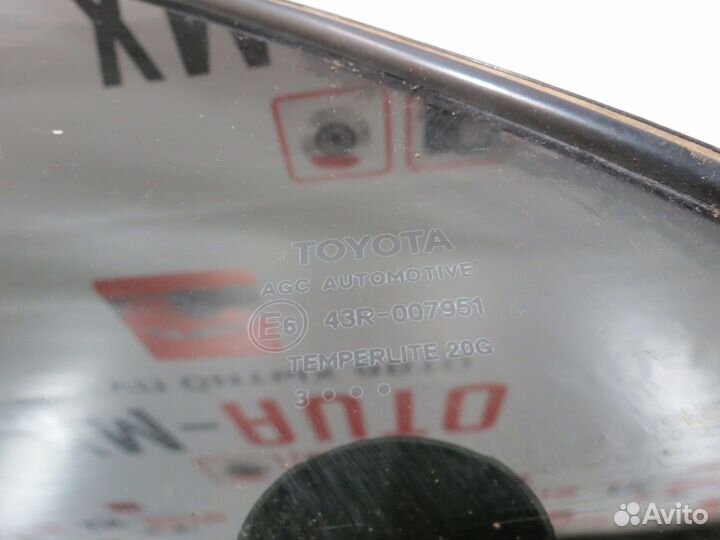 Форточка левая Toyota Camry 50