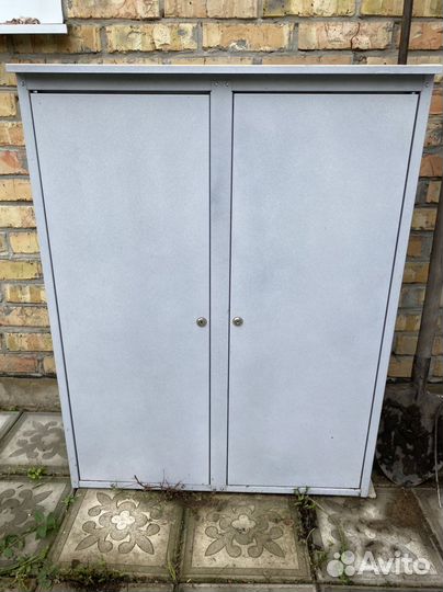 Шкаф для газовых баллонов