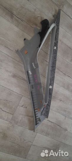 Обшивка стойки кузова верхняя Toyota Opa