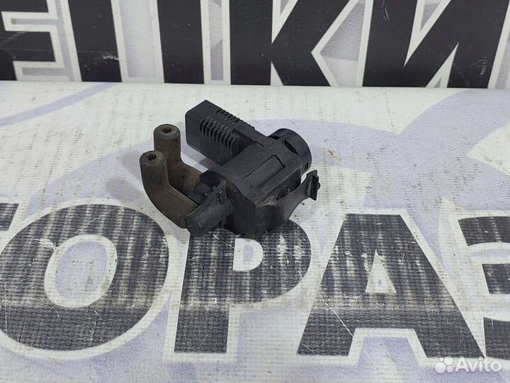 Клапан электромагнитный Volkswagen Goif 4