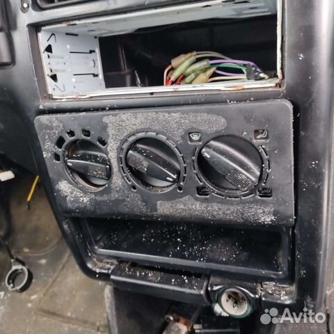 Монтажный блок ваз 2114