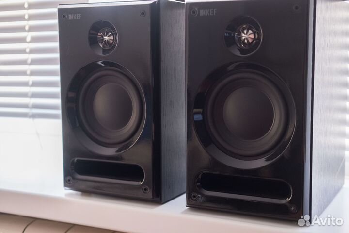 KEF C3 полочная акустика