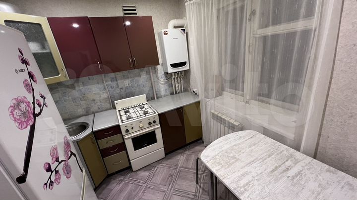 1-к. квартира, 27 м², 4/4 эт.