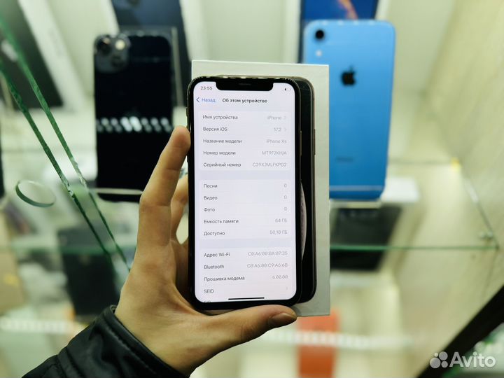 iPhone Xs, 64 ГБ
