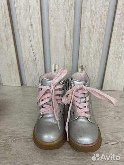 Ботинки демисезонные для девочки 23 размер