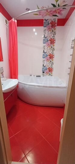 2-к. квартира, 64 м², 3/5 эт.