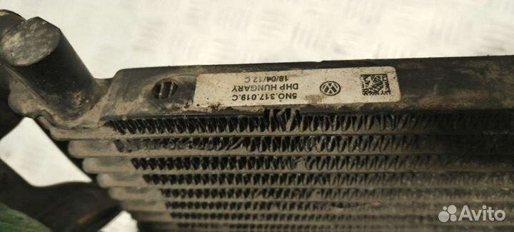 Радиатор масляный VolkswagenTiguan 12013