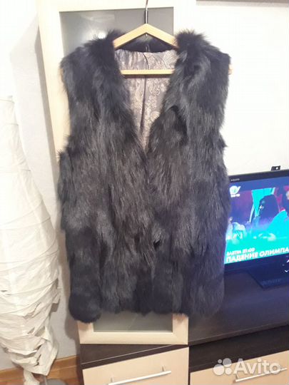 Меховая жилетка