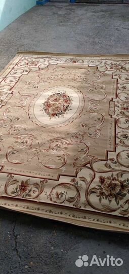 Ковер новый