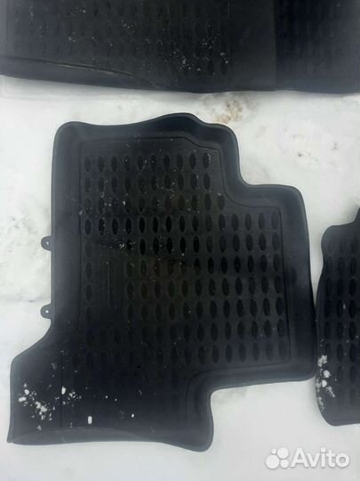 Коврики в салон на suzuki grand vitara