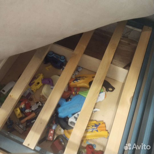 Детская кровать домик бу