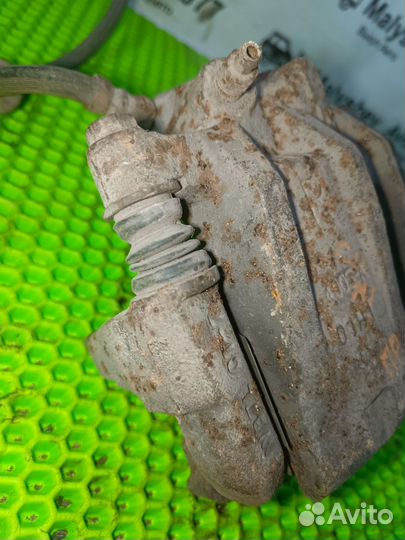 Суппорт передний правый Chery m11 под обслуживание