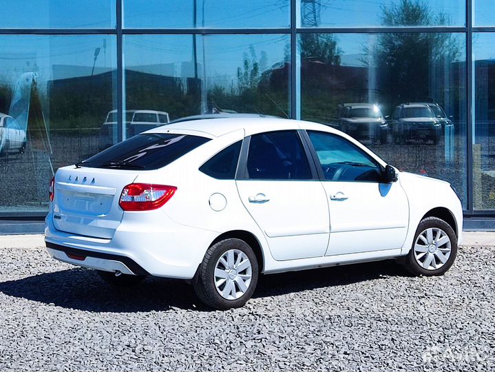 LADA Granta 1.6 МТ, 2021, 60 000 км