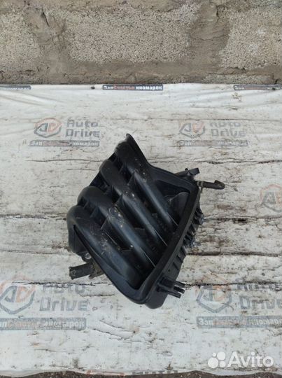 Коллектор впускной LADA Granta 21116 2012