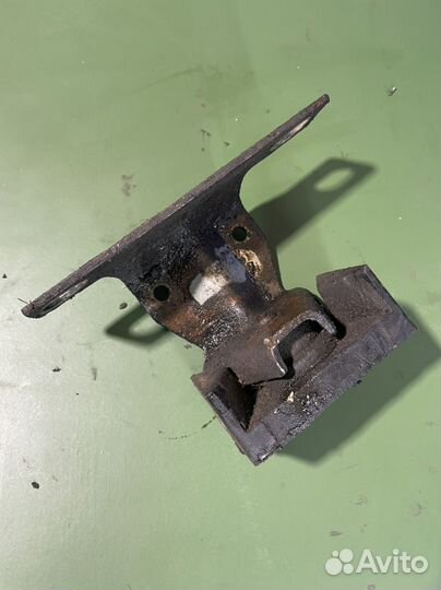 Кронштейн opel omega b x25xe