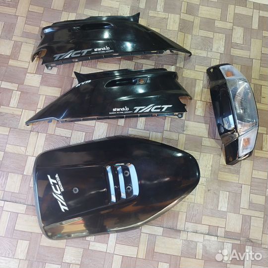 Пластик для скутера Honda tact AF 24
