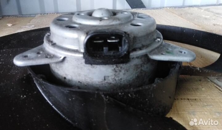 Логан 2 Вентилятор Охлаждения Моторчик мотор