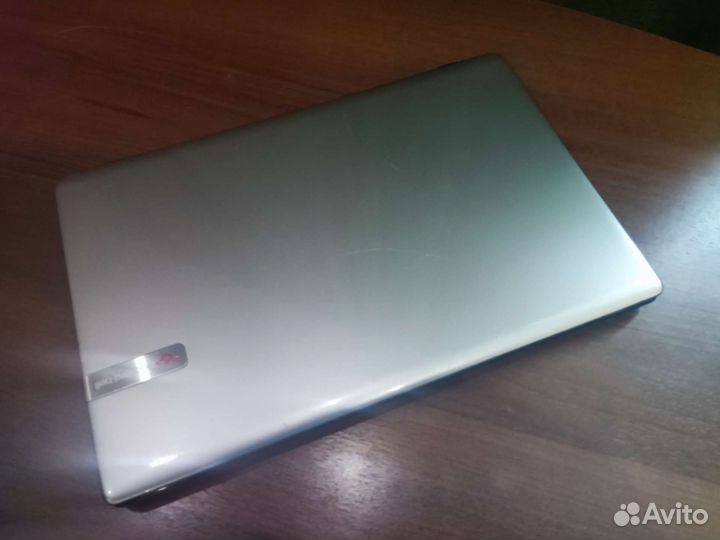 Ноутбук Acer Packard bell