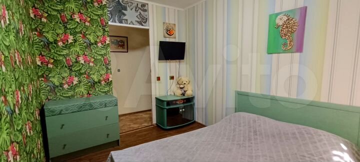 Комната 40 м² в 2-к., 1/2 эт.