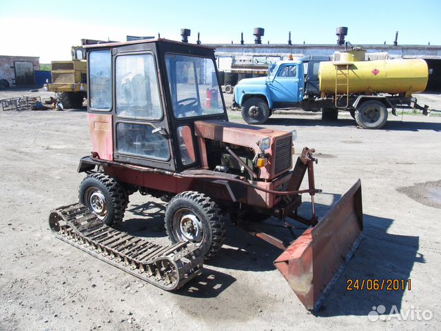 1 уралец. Минитрактора чтз т 0. Минитрактор уралец гусеничный т-0. Минитрактора чтз т 0. Минитрактор уралец т02.