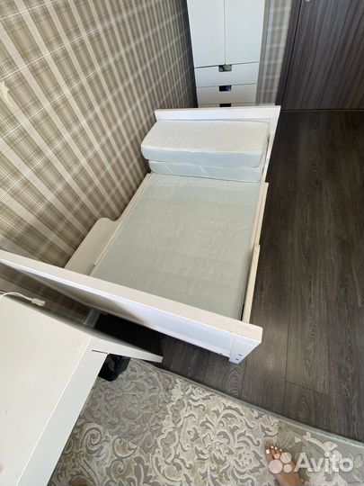 Кровать IKEA sundvik