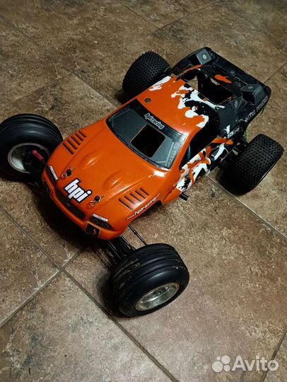 Машина на радиоуправлении бензиновая