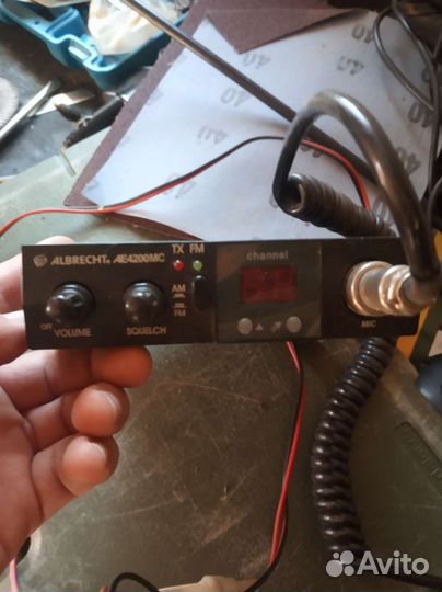 Автомобильная рация с антенной
