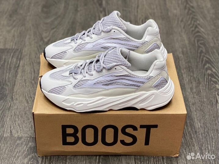 Кроссовки Adidas Yeezy Boost 700 v2 Static (36-45)